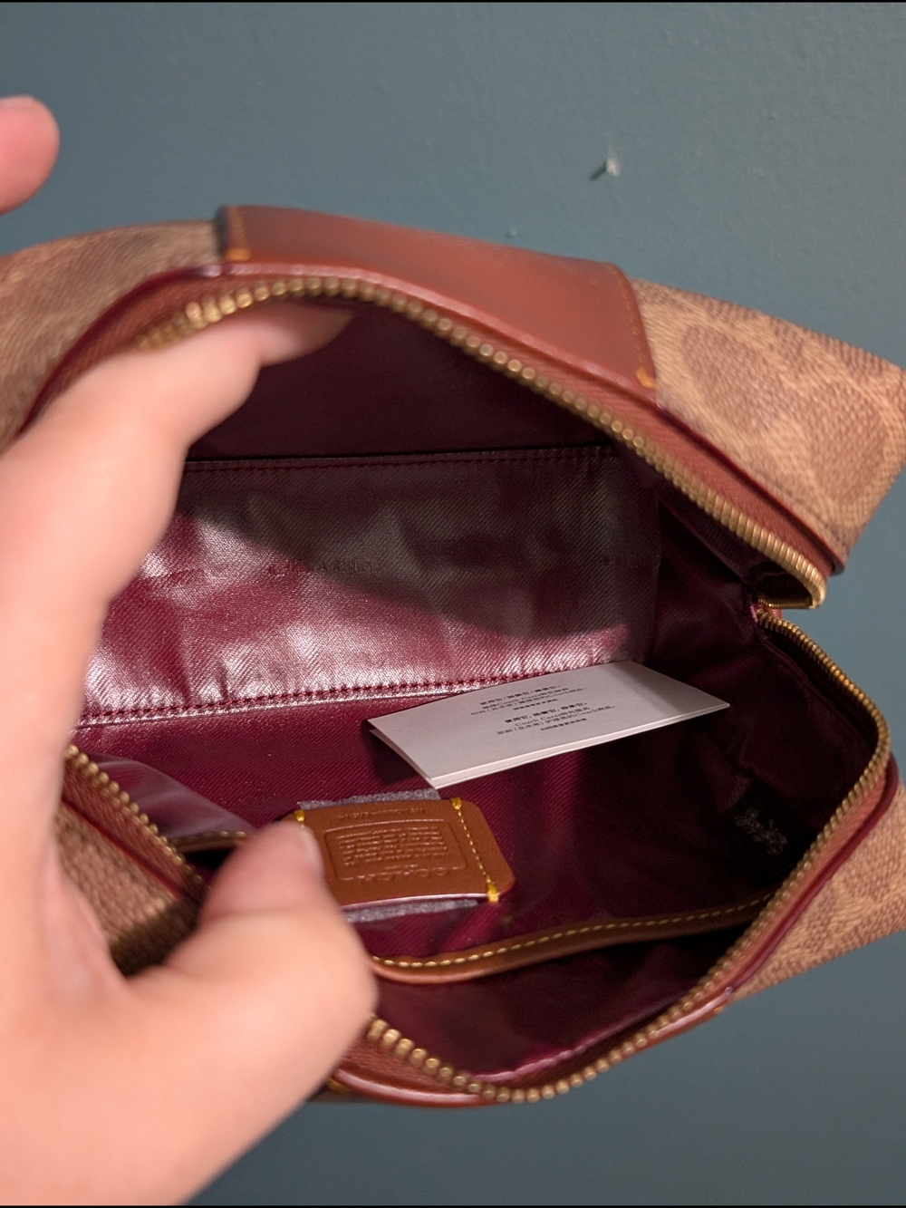 Coach Signature Brown Leather Travel Pouch - Picture 3 of 3